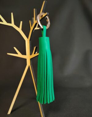 Pompon en cuir vert un accessoire de sac à main bijou de sac