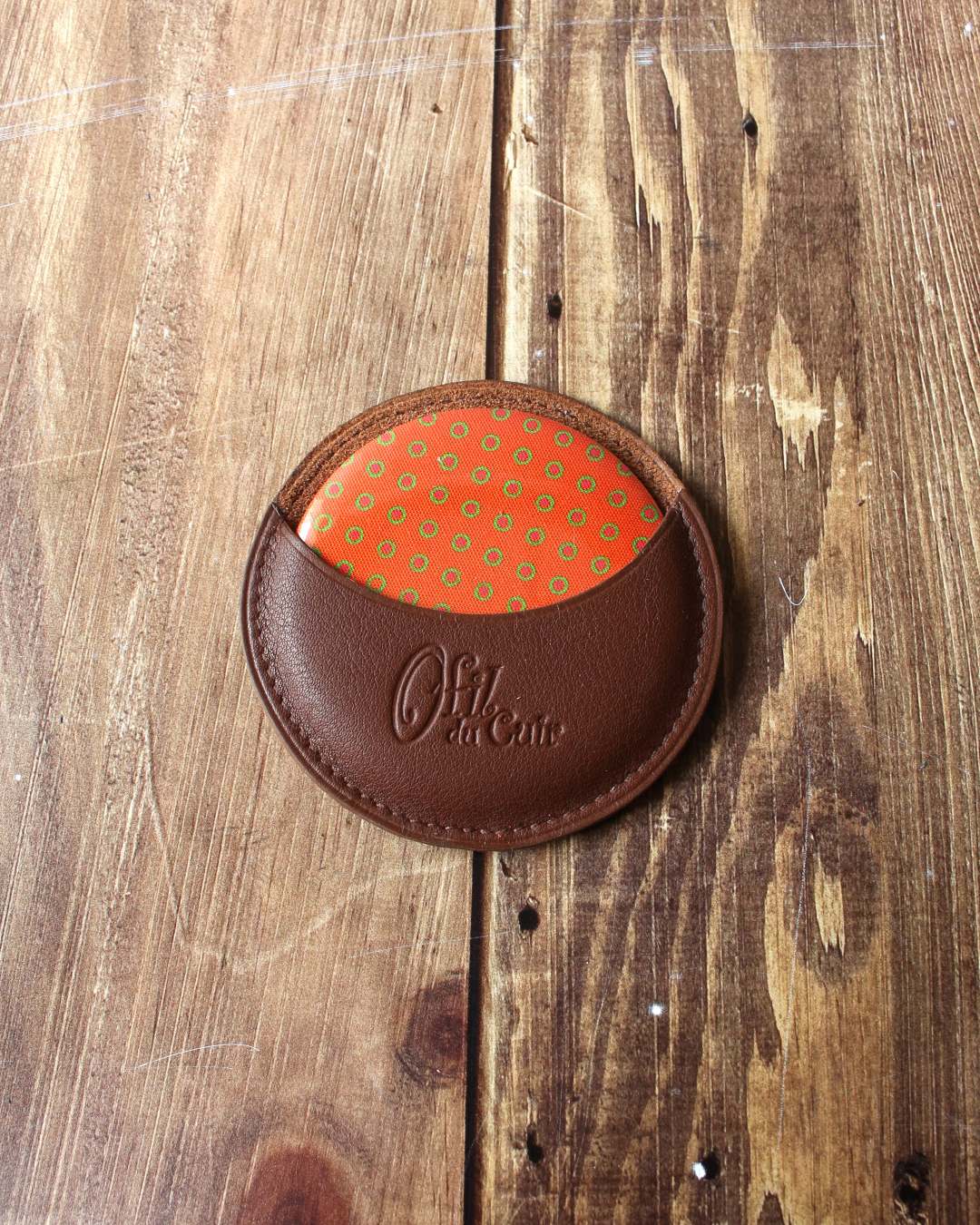 Miroir-rond-marron-cuir Miroir rond en tissu africain petit pois orange avec étui en cuir marron