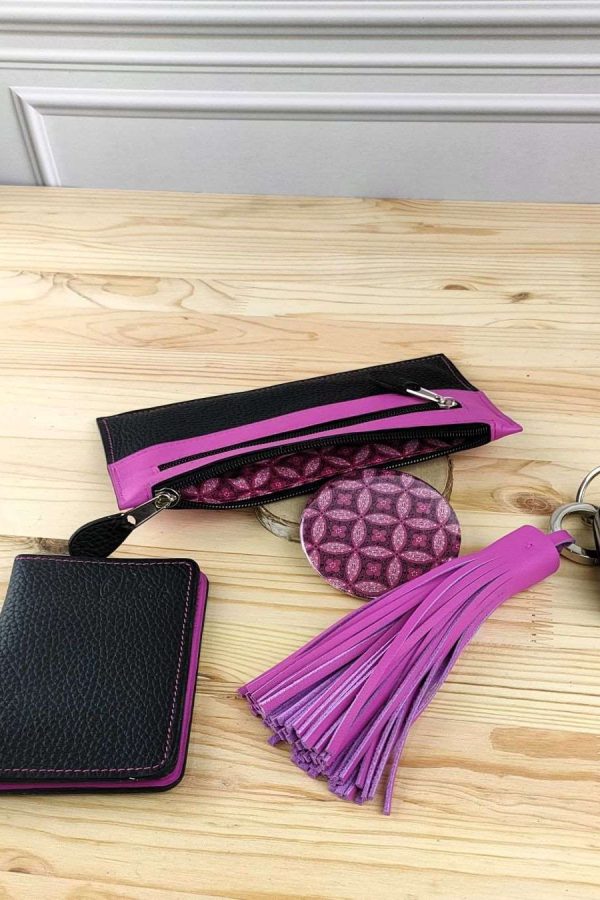 Cadeau-en-cuir-a-petit-prix